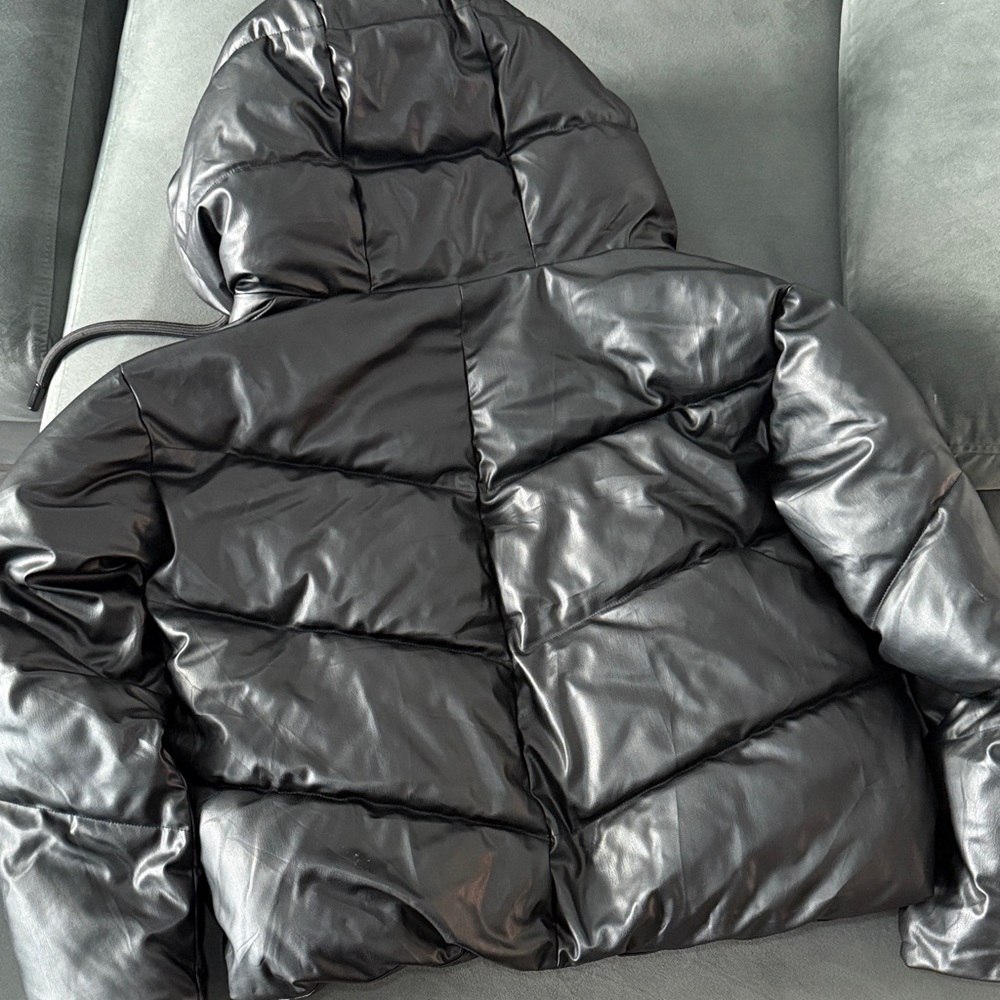 Black Puffer Jacket - Picture 6 of 6